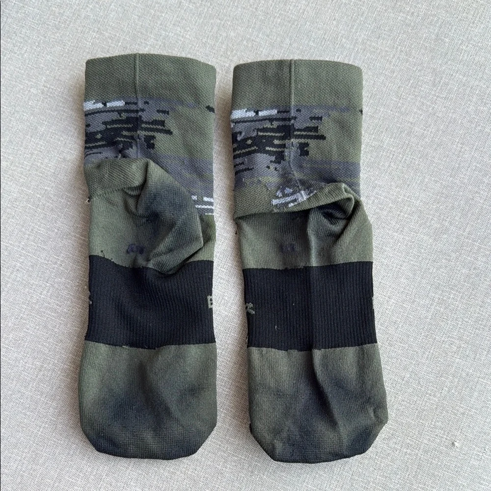 Bontrager camo cycling socks
